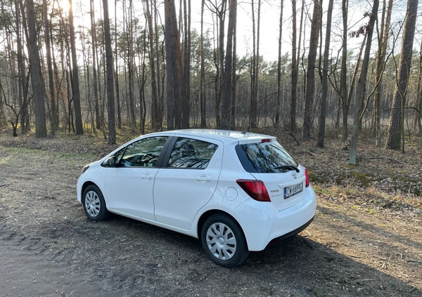 Toyota Yaris cena 28900 przebieg: 263000, rok produkcji 2017 z Włocławek małe 254